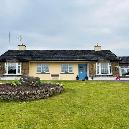 Private Detached Small Bedroom And Bathroom Only- Is Not An Butlersbridge